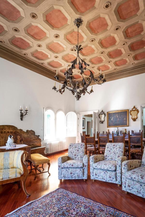 לינה וארוחת בוקר בולוניה Residenza Palazzo Marchesini מראה חיצוני תמונה