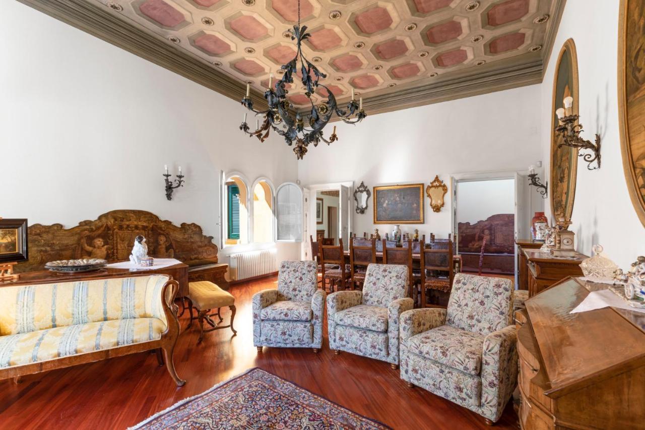 לינה וארוחת בוקר בולוניה Residenza Palazzo Marchesini מראה חיצוני תמונה