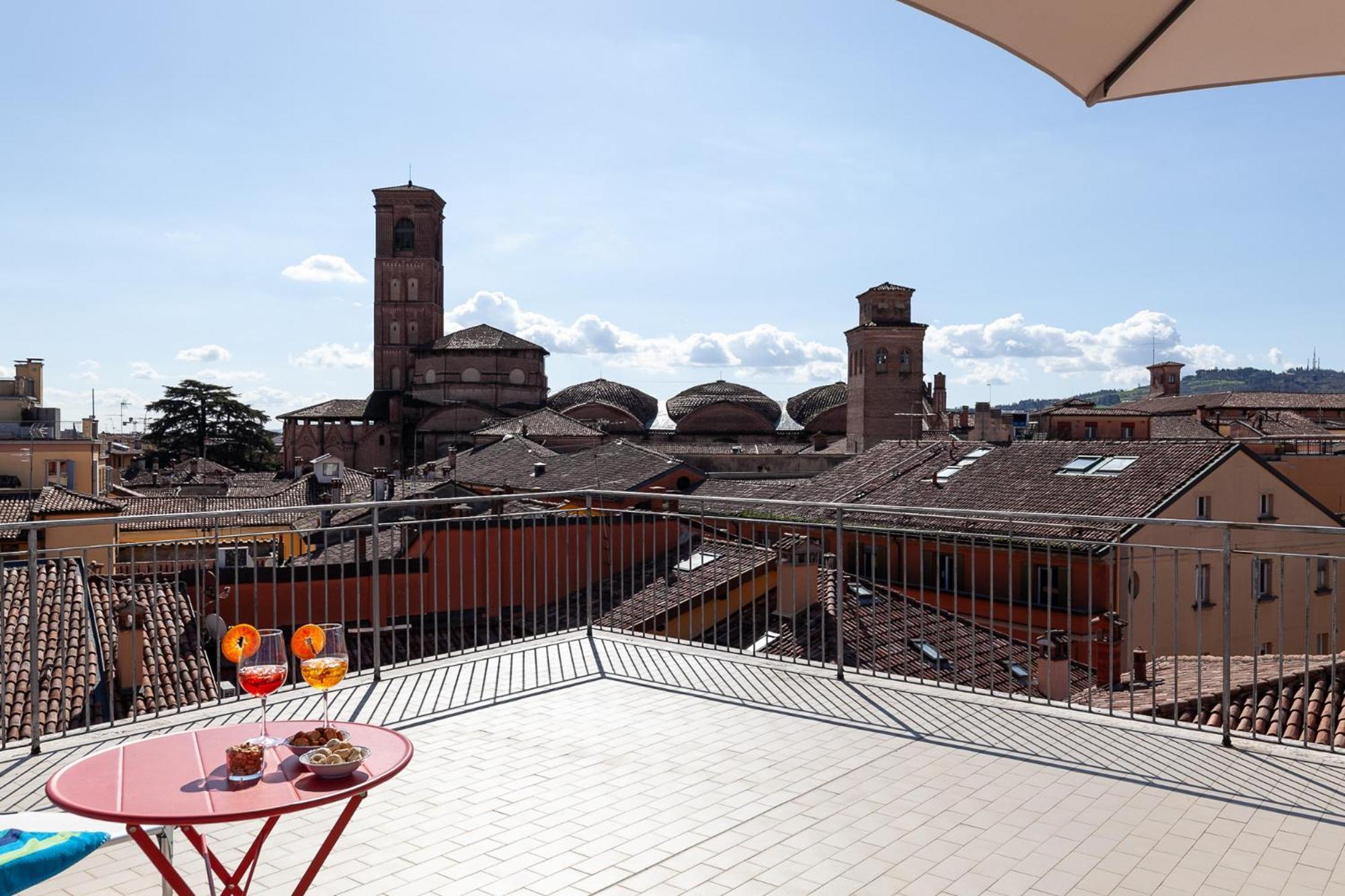 לינה וארוחת בוקר בולוניה Residenza Palazzo Marchesini מראה חיצוני תמונה
